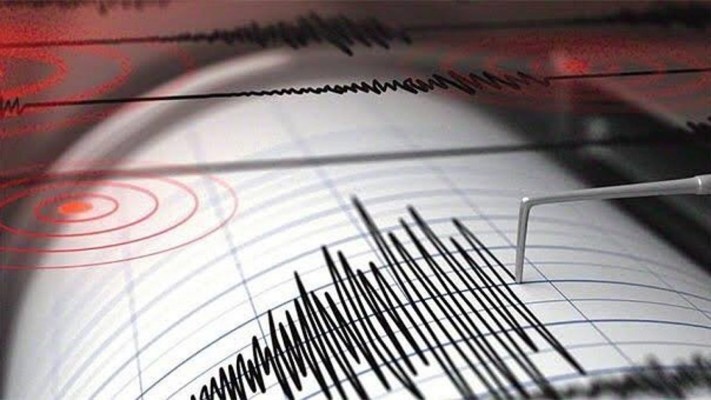 La terra continua a tremare, sciame sismico con 150 lievi scosse