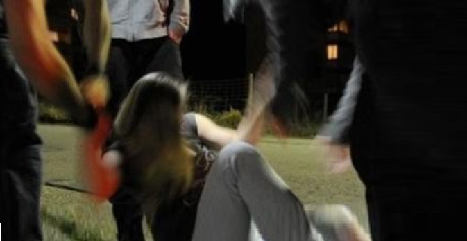 Violenza sessuale su una 13enne, ancora silenzio sulla notte degli orrori