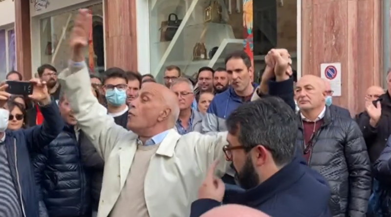 Bonito: “Sgarro perde tutte le elezioni a cui partecipa”. E fa l’identikit del prossimo sindaco