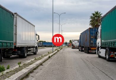 VIDEO | Cerignola, protesta autostrasportatori; tir in zona industriale contro caro carburante
